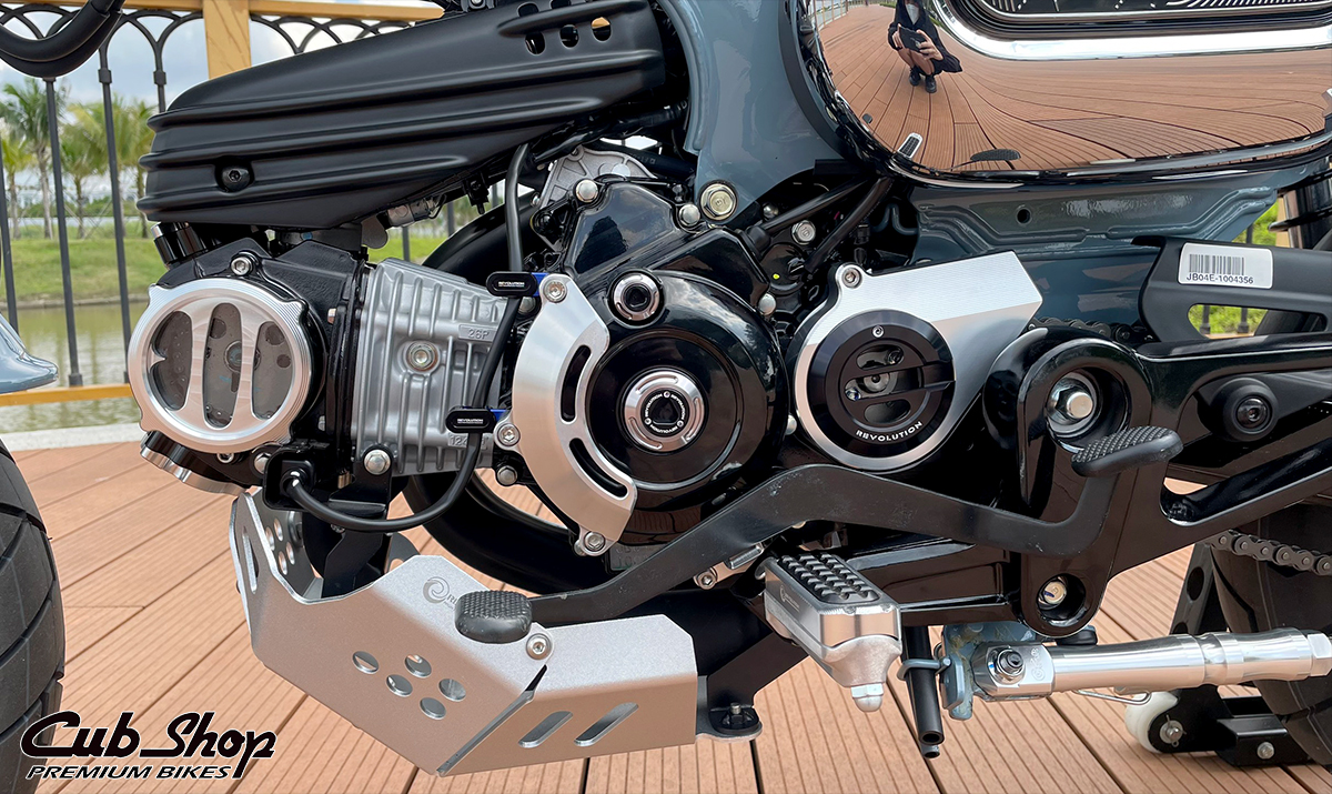 Ốp động cơ Honda Dax ST125 2024 gắn đồ chơi GTR